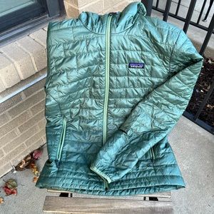 Patagonia Nano Puff Men’s Hoodie Size Small (Green)
